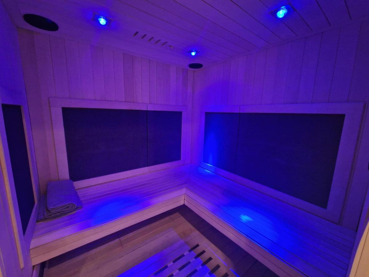 Rouen Centre Avec Sauna - Jacuzzi - Parking - 5 Etoiles מראה חיצוני תמונה